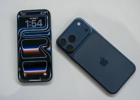 বাজারে আসল $২,০০০-এর আইফোন