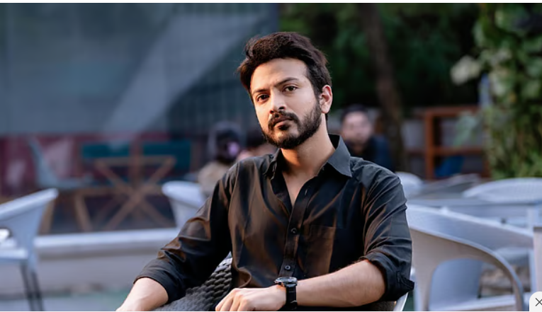 বিজয়া দশমীর শুভেচ্ছা জানিয়ে কটাক্ষের শিকার ইয়াশ রোহান, পাশে সহকর্মীরা