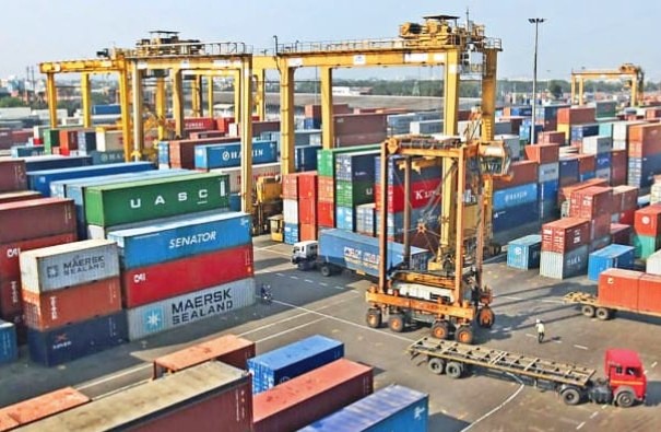 চট্টগ্রাম বন্দরে কনটেইনার হ্যান্ডলিং বেড়েছে