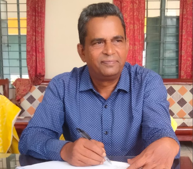 শিক্ষকদের ন্যায্য দাবিতে সরকারের উদাসীনতা উদ্বেগজনক