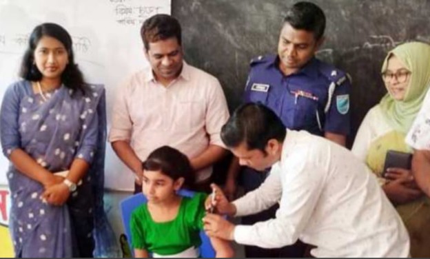 চরভদ্রাসনে টাইফয়েড টিকার নতুন আশা