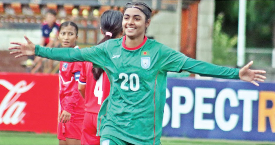 শেষ সময়ের গোলে জয় হাতছাড়া অর্পিতাদের