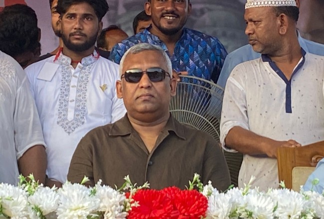 টাঙ্গাইলের বাসাইলে ১০০ মসজিদে আর্থিক সহায়তা দিলেন লাবীব গ্রুপের চেয়ারম্যান 