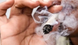 শিক্ষার আলোতে কালো ছায়া: প্রধান শিক্ষকের মাদক কেলেঙ্কারি, হৃদয়ে ক্ষোভের আগুন