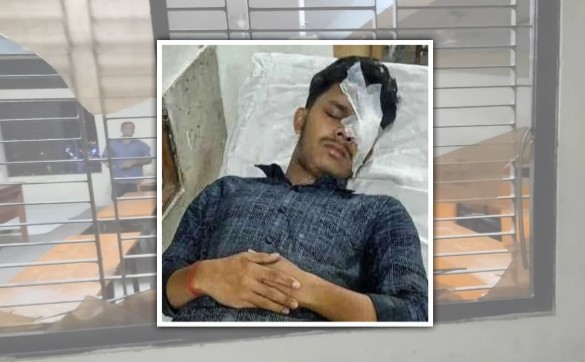 নিলয়ের চোখে অন্ধকারের ছায়া