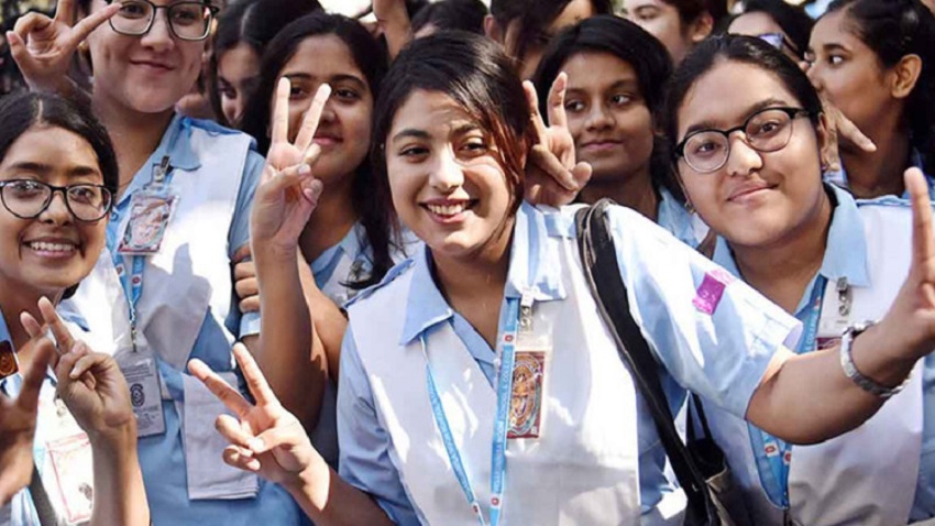উচ্চমাধ্যমিক ও সমমানে গড় পাসের হার ৫৮ দশমিক ৮৩ শতাংশ