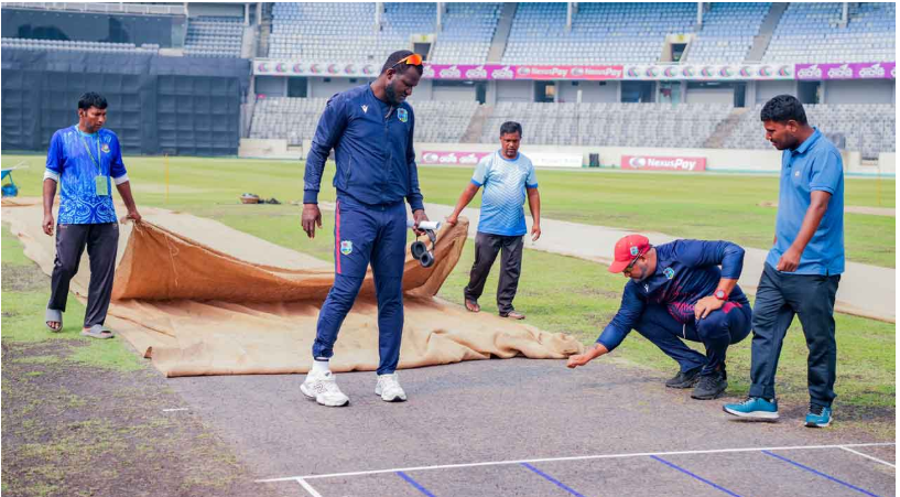 এমন উইকেট আগে কখনও দেখিনি”: মিরপুরের পিচ দেখে বিস্মিত ড্যারেন সামি