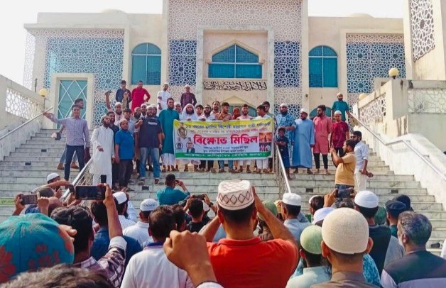 ছাত্রীর কান্না: কালিয়াকৈরে ন্যায়ের জয়যাত্রা