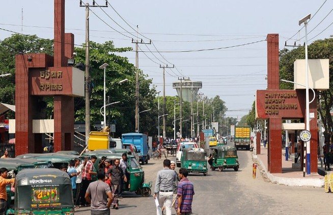চট্টগ্রাম ইপিজেডে ৮ কারখানা বন্ধ ঘোষণা