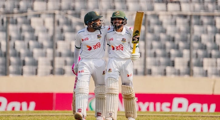 শততম টেস্ট: সেঞ্চুরি ও ফিফটিতে পন্টিংয়ের পাশে মুশফিকুর