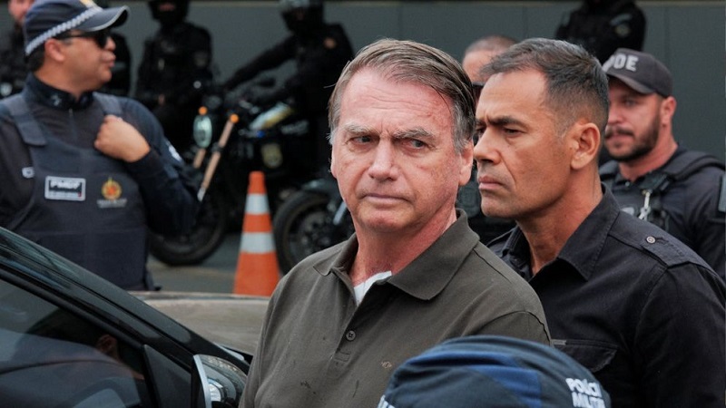 ব্রাজিলে সাবেক প্রেসিডেন্ট গ্রেফতার, দেশজুড়ে মিশ্র প্রতিক্রিয়া