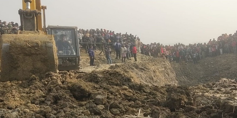 ৪০ ফুট মাটি খুঁড়েও উদ্ধার হয়নি শিশু সাজিদ