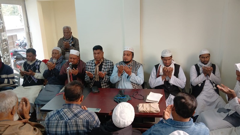 কেরানীগঞ্জে বেগম খালেদা জিয়ার মৃত্যুর সপ্তম দিনে মাগফেরাতের জন্য দোয়া ও কোরআন খতম