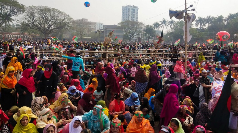 তারেক রহমানের সমাবেশস্থলে নেতাকর্মীদের ঢল
