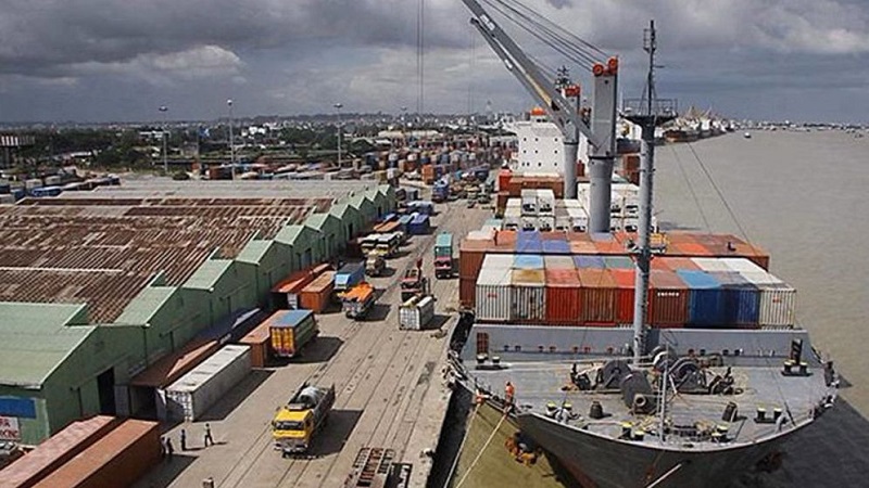 চট্টগ্রাম বন্দরে অনির্দিষ্টকালের ধর্মঘট শুরু