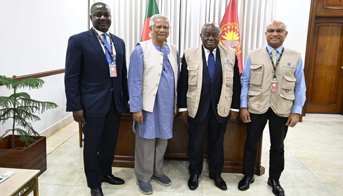 প্রধান উপদেষ্টার সঙ্গে কমনওয়েলথ নির্বাচন পর্যবেক্ষক দলের সৌজন্য সাক্ষাৎ