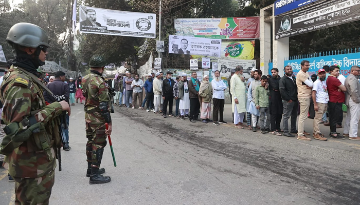 জাতীয় সংসদ নির্বাচন ও গণভোট দেশজুড়ে ভোটগ্রহণ শুরু