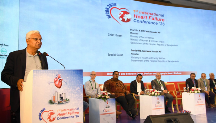 চিকিৎসকদের সেবার মানসিকতায় এগিয়ে আসতে হবে : সমাজকল্যাণ মন্ত্রী