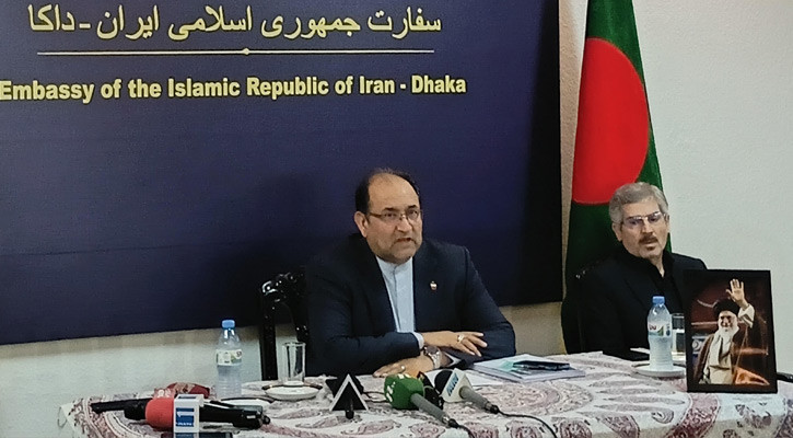 আটকেপড়া বাংলাদেশি জাহাজ হরমুজ প্রণালি দিয়ে পার হওয়ার অনুম‌তি ইরানের