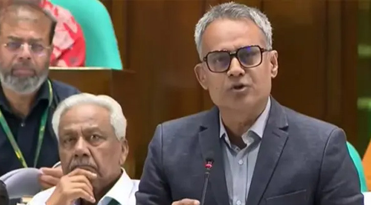 শিগগিরই এসি বাস ও মিনিবাসের ভাড়ার তালিকা প্রণয়ন: সড়কমন্ত্রী