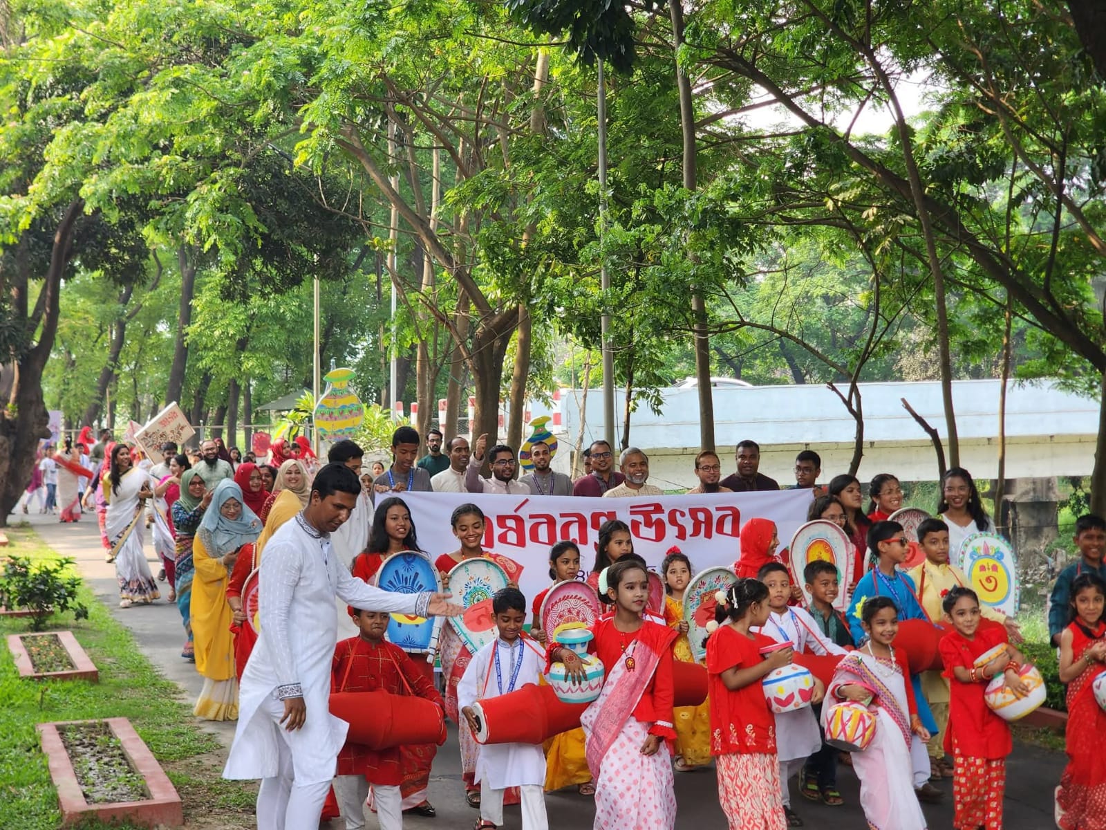 "ঐ নূতনের কেতন ওড়ে কালবোশেখীর ঝড়। তোরা সব জয়ধ্বনি কর! তোরা সব জয়ধ্বনি কর!!"
