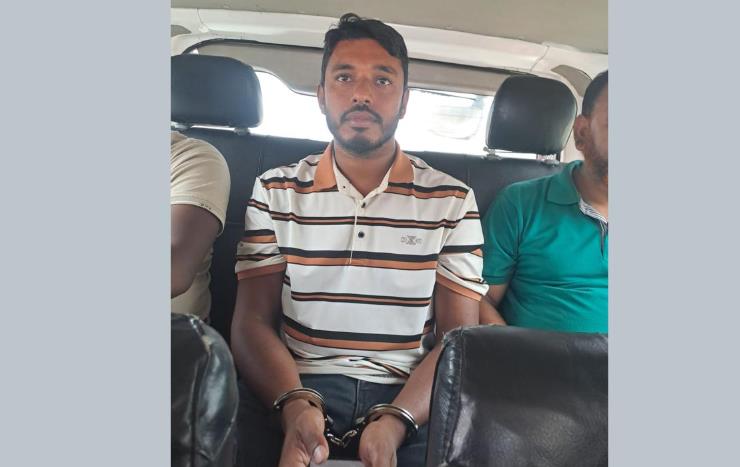 মালয়েশিয়ায় প্রবাসী অপহরণ: আন্তঃদেশীয় চক্রের মূলহোতা রবিউল বগুড়ায় গ্রেফতার