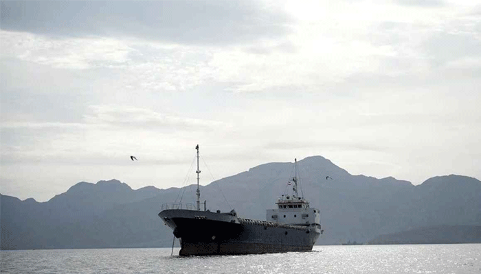 হরমুজে জাহাজ চলাচলে নতুন প্রস্তাব ইরানের