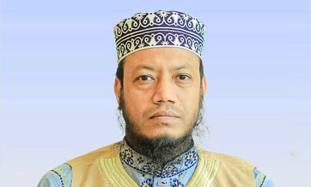 আমির হামজার বিরুদ্ধে গ্রেপ্তারি পরোয়ানা