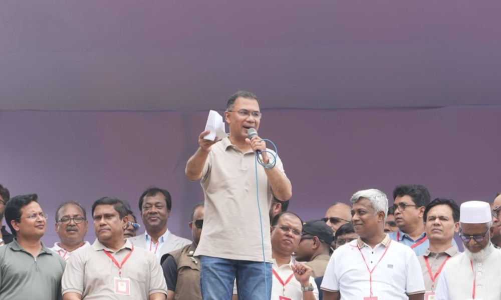 নারীদের জন্য ‘এলপিজি কার্ড’ চালুর ঘোষণা প্রধানমন্ত্রীর