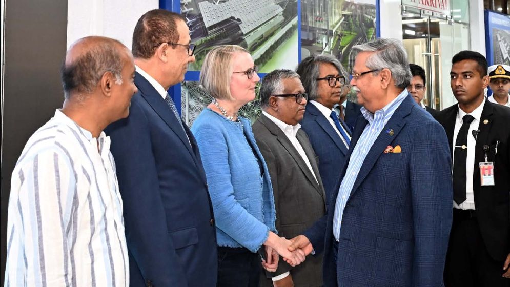 চিকিৎসার জন্য যুক্তরাজ্য গেলেন রাষ্ট্রপতি
